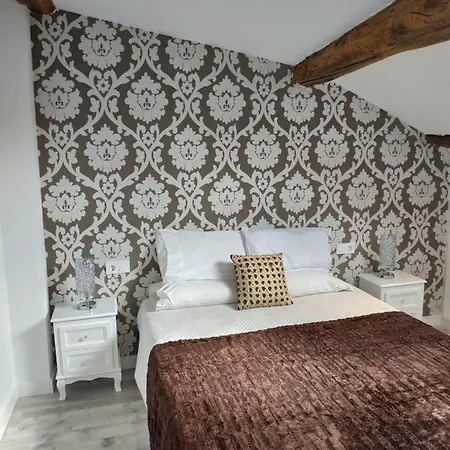 Atico 3ºa A 200m Catedral,playstation 4 Y Netflix Apartamento Santiago de Compostela