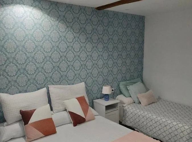 Atico 3ºa A 200m Catedral,playstation 4 Y Netflix *