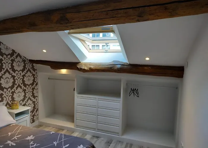 Atico 3ºa A 200m Catedral,playstation 4 Y Netflix Apartamento Santiago de Compostela