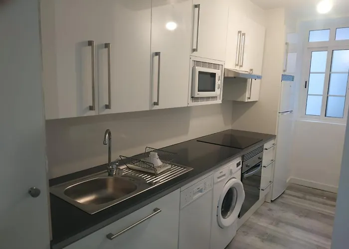 Atico 3ºa A 200m Catedral,playstation 4 Y Netflix Santiago de Compostela